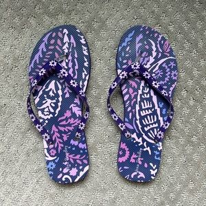 Vera Bradley flip flops